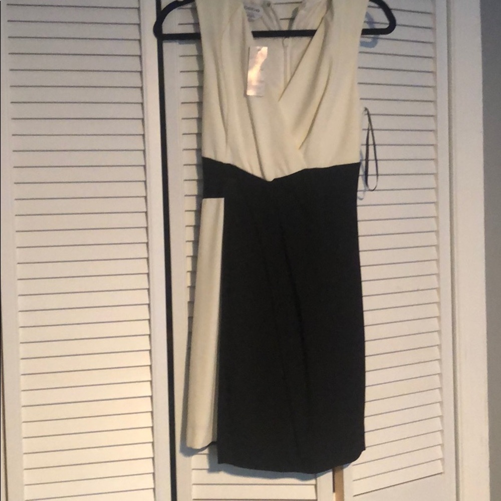 Bebe dress tags still on it size XS originally 129